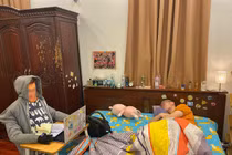 Loạt tình huống dở khóc dở cười khi học online mùa dịch Covid-19