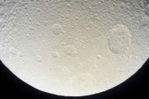 Bật mí thú vị về mặt trăng Tethys của sao Thổ