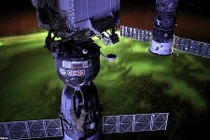 Mê mẩn bộ ảnh vũ trụ cực đẹp của phi hành gia Don Pettit 