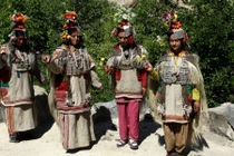 Đến nơi đàn ông có thể tự do đổi vợ thoải mái