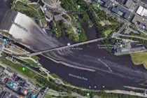 Một tài xế lao xuống sông chỉ vì quá tin Google Maps