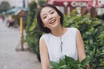 Hot girl đẹp thánh thiện nổi như cồn trên mạng Trung Quốc