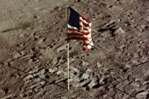 Thống kê gây "sốc" hàng trăm "cổ vật" trên Mặt trăng