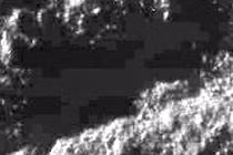 Tìm thấy cấu trúc lạ dưới hẻm núi trên Mặt trăng Enceladus