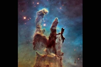 Vẻ đẹp không gian cực ấn tượng qua kính viễn vọng Hubble