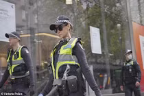 Cái kết đắng cho người đàn ông gọi gái mại dâm tới nhà giữa dịch 