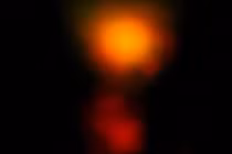 "Soi" thiên hà bụi bặm xa nhất hàng trăm triệu năm tuổi