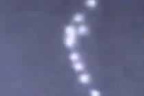 Sửng sốt hình ảnh vật thể lạ dàn cảnh trên bầu trời Peru