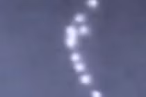 Sửng sốt hình ảnh vật thể lạ dàn cảnh trên bầu trời Peru