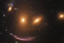 Phát hiện nụ cười trong không gian cực nhộn, đầy bí ẩn