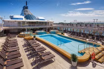 Bên trong tàu khách Silver Spirit bị cấm nhập cảnh TP.HCM do Covid-19