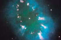 Sửng sốt Hubble "bắt" được hình "vòng cổ" rực rỡ trong vũ trụ