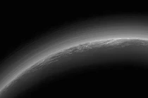 Vẻ đẹp huyền bí sao Diêm Vương lúc hoàng hôn