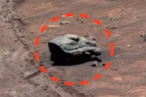 Sửng sốt vật thể như đầu rồng trên sao Hỏa