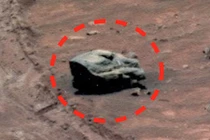 Sửng sốt vật thể như đầu rồng trên sao Hỏa