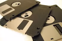 Tuổi thơ dữ dội ùa về khi gặp 13 món đồ công nghệ cổ xưa