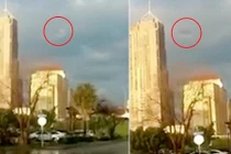 Ảnh giống UFO ẩn hiện trong mây bão ở Texas gây sốt
