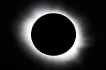 Những bức ảnh nhật thực năm 2015 đẹp không tưởng