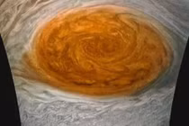 Cảnh khốc liệt khi bão Great Red Spot càn quét sao Mộc