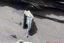 Cổng thành kỳ lạ trên sao Hỏa gây xôn xao