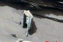 Cổng thành kỳ lạ trên sao Hỏa gây xôn xao