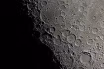 Khoa học dùng AI đếm số miệng hố trên Mặt trăng thế nào?