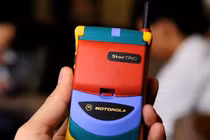 Những chiếc điện thoại xấu xí nhất, mang thiết kế lạ không tưởng