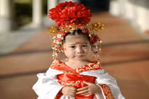 Võ Tắc Thiên nhí cực đáng yêu đốn tim dân mạng