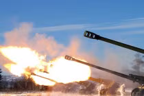 Hé mở sức mạnh cỗ pháo kéo “khủng” Nga đặt ở Crimea