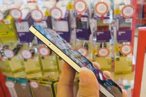 Bkav bất ngờ thu hồi Bphone tại FPT Shop