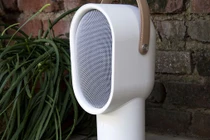 Ngắm loa di động không dây hình đầu kiếm sỹ ở Việt Nam