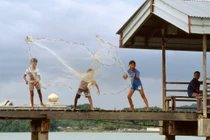 Cuộc sống ở Brunei năm 1992 qua ống kính người Nga (1)