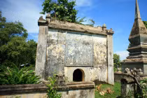 Thăm mộ vị vua voi lừng danh nhất Đông Dương