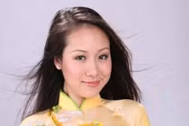 Rò rỉ thiệp cưới chồng Tây của Hoa hậu Ngô Phương Lan