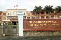 Đánh dân, Phó Chánh Thanh tra ở Sóc Trăng bị... hạ lương