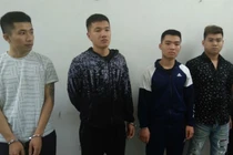 Vác 3 khẩu súng bắn chết người, 5 thanh niên 9X bị bắt 