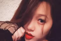 Phát sốt nữ sinh Việt sắm một lúc 5 thỏi son Louboutin