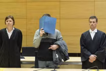 Đầu độc đồng nghiệp tới sống thực vật vì... thích thí nghiệm?