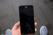 Cận cảnh điện thoại Zenfone Max pin 5.000 mAh ở Việt Nam