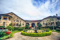 Bí ẩn biệt thự đá khủng Bảo Đại mua tặng tình nhân