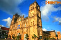 Nhà thờ cổ nổi tiếng xứ Thành Nam