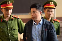 Hôm nay, “ông trùm” đường dây đánh bạc nghìn tỉ có xuất hiện tại tòa?