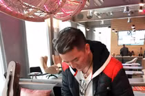 Sao Việt lưu diễn: Tưởng sướng mà khổ không tưởng!