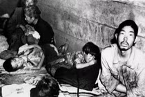 Ảnh độc về cuộc sống ở Tokyo sau Thế chiến II (1)