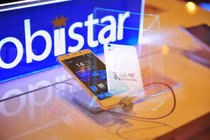 Cặp smartphone thương hiệu Việt giá rẻ sánh ngang iPhone 6 Plus 