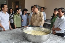 Bánh trung thu Bảo Phương nức tiếng bị đình chỉ