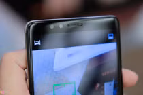 Trên tay Prime X Pro, smartphone 3 camera, có máy quét mống mắt