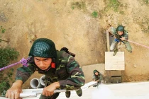 Xông đất lính đặc nhiệm Lữ 144