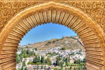 Kỳ quan lâu đài Hồi giáo giữa châu Âu