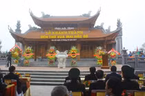 Chủ tịch nước cắt băng khánh thành đền thờ Mai Hắc Đế